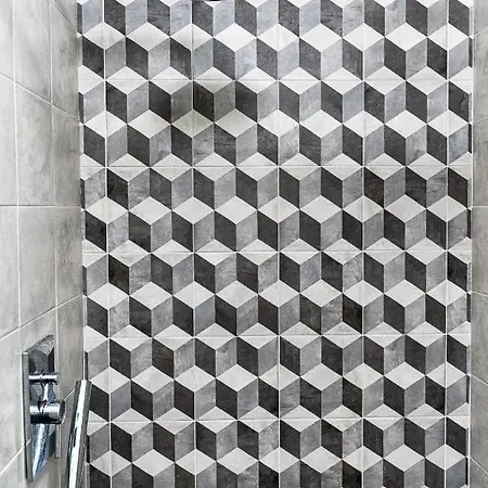 Capo 10 Liberty Syrakus