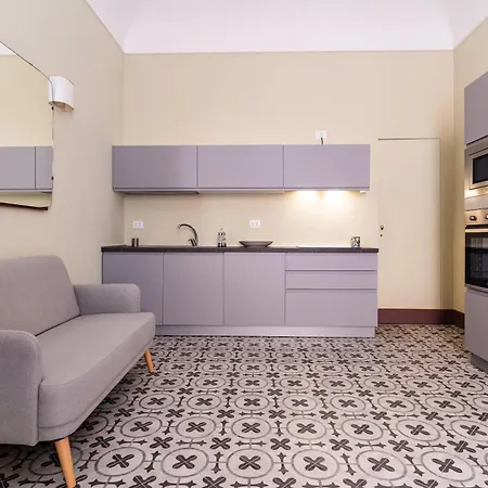 Capo 10 Liberty Apartment