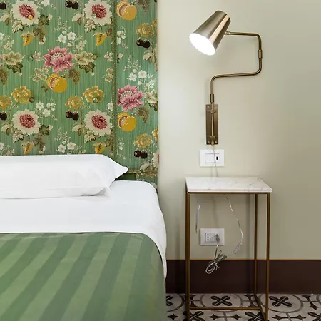 Capo 10 Liberty Apartment *