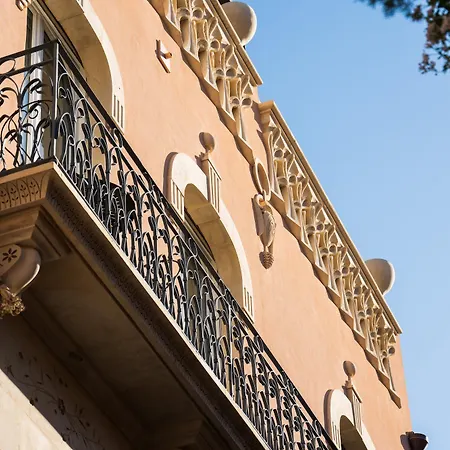 Capo 10 Liberty Syrakuzy