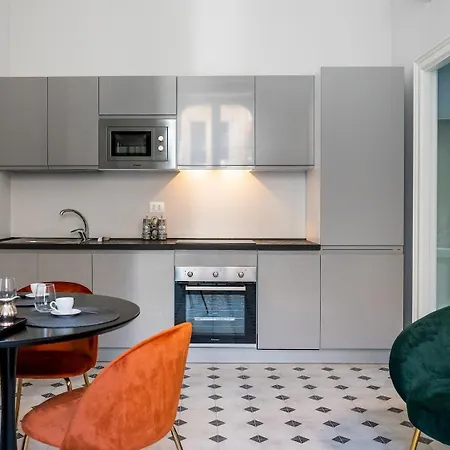 Capo 10 Liberty Syrakuzy